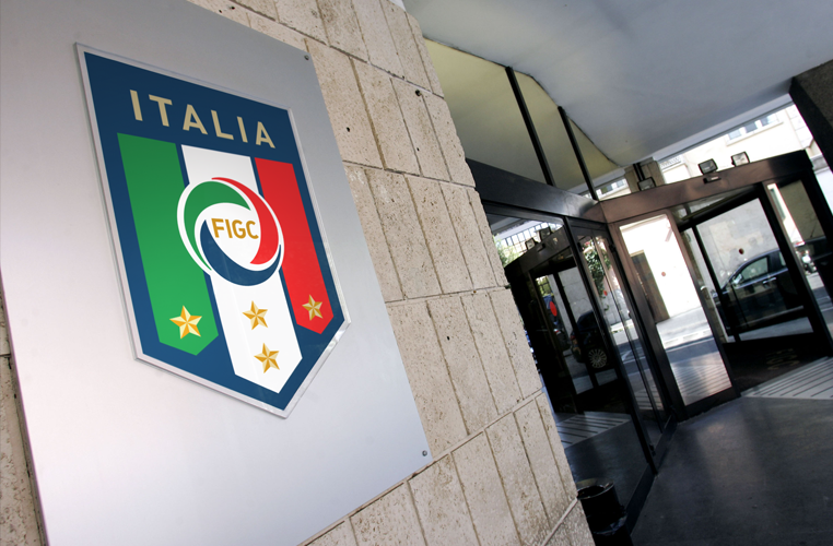 Calcio, Figc: rilasciata licenza Uefa per la stagione 20/21 a 16 società di Serie A