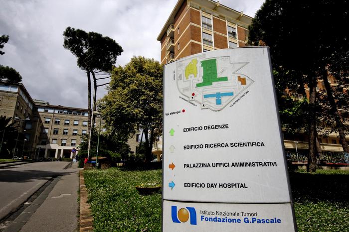 Napoli, il polo oncologico Pascale continua l’attività: 42 interventi in due mesi nonostante l’emergenza