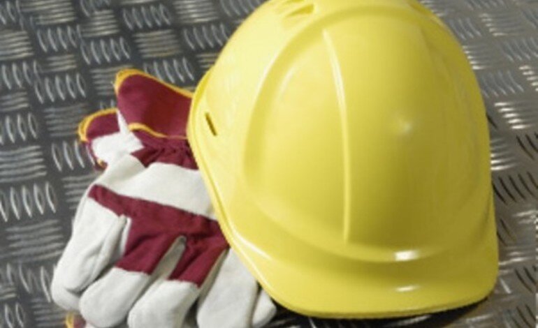 Lavoro: a rischio 95 operai Cooper Standard nel Salernitano