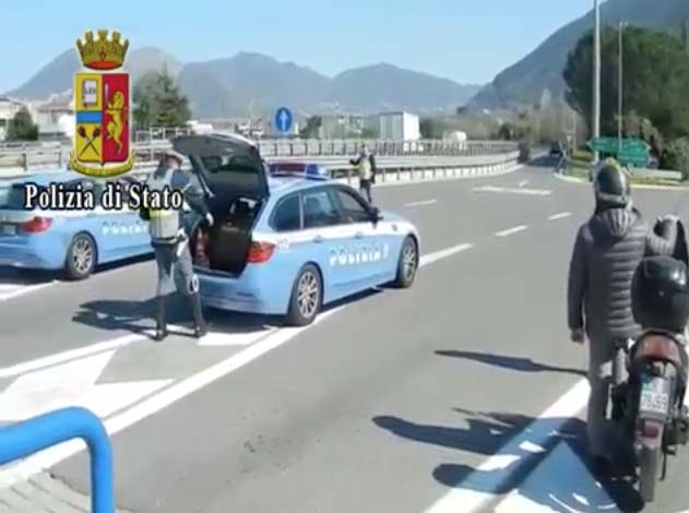 Rubavano dalle auto sull’A22,  due napoletani arrestati dalla Polstrada a Trento