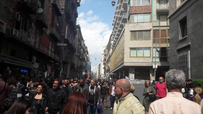 Napoli, 63enne si perde tra la folla: ritrovato dopo 5 ore