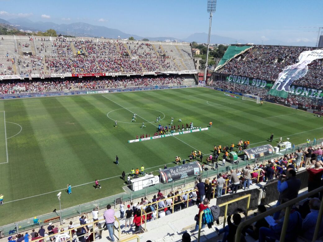 Rissa allo stadio Arechi di Salerno: daspo per undici tifosi del Palermo