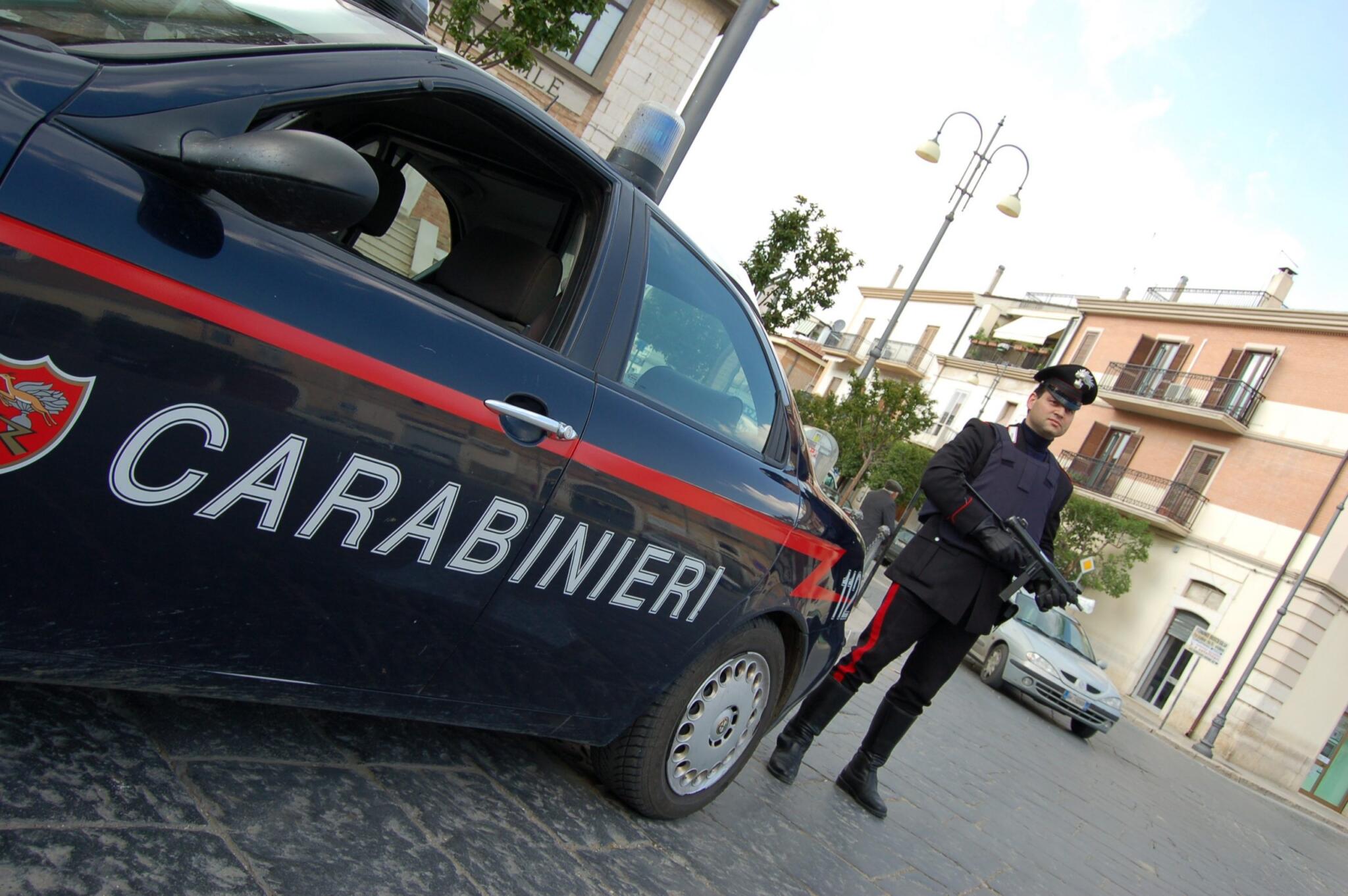 Rapinano un 38enne: arrestati due stranieri in provincia di Caserta