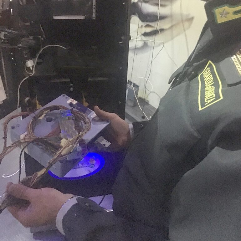 Slot illegali, sequestri a Montecorvino Rovella: multe per 40mila euro