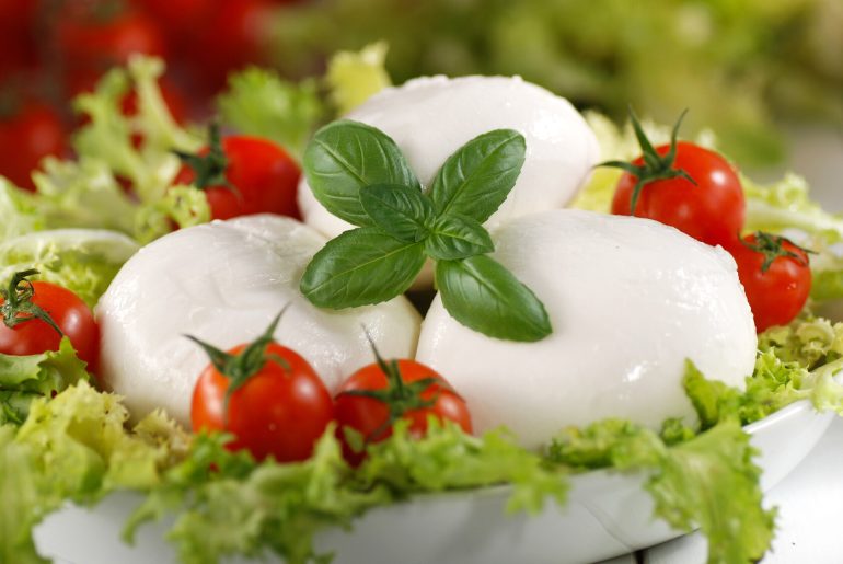 Al Consorzio Tutela Mozzarella al via il corso per 18 studenti