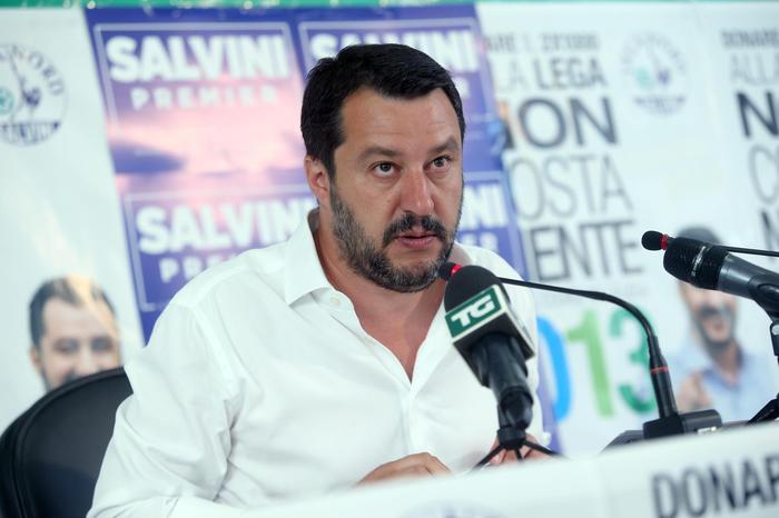 Salvini “figlio” di Putin: via le sanzioni alla Russia