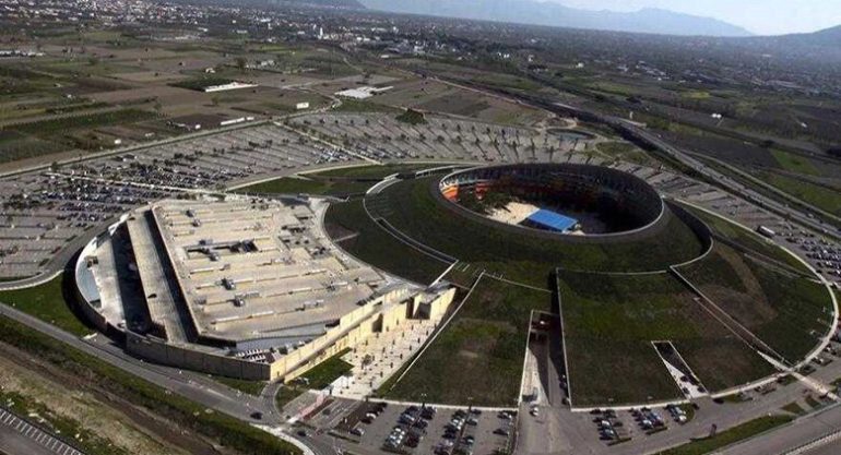 I neonazisti dell’ordine di Hagal volevano fare attentato al centro commerciale Vulcano Buono