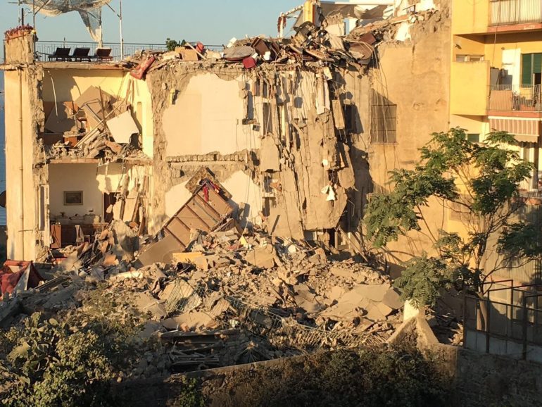 Crollo a Torre Annunziata, confermate le condanne in appello