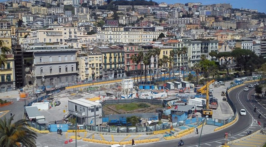 Emergenza idrica a Napoli, sospesa la fornitura nelle aree a ridosso di Villa Comunale, Riviera di Chiaia e via Piedigrotta