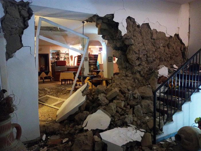 Ischia ricostruzione post sisma