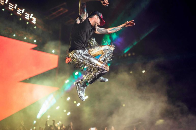 Annunciato il tour di Lorenzo. Due date in Campania per Lorenzo Live 2018