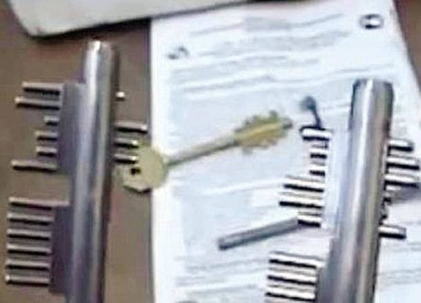 Facevano furti nelle case in tutta Italia, sgominata la banda della ‘chiave bulgara’: arrestati 28 georgiani