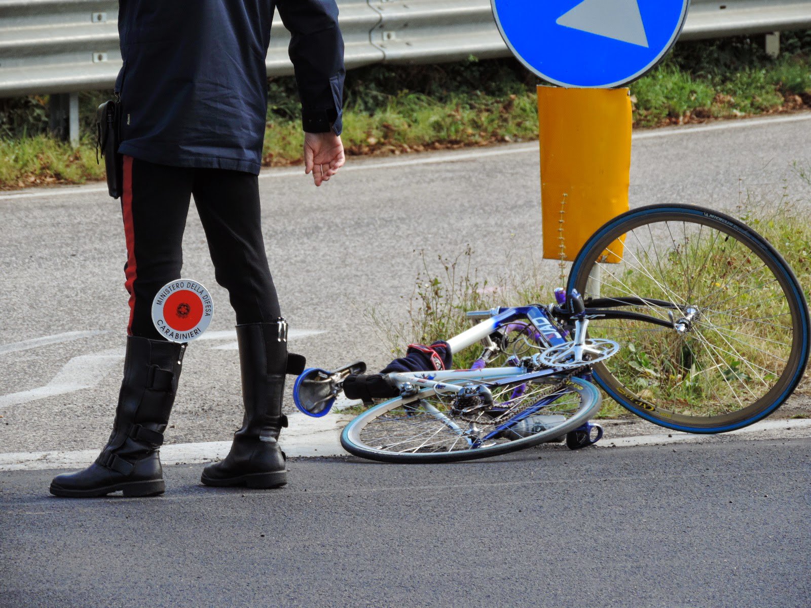 A Casalnuovo ciclista muore in un incidente stradale