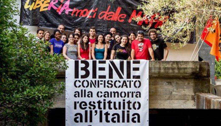 Camorra: il maglificio di Libera rischia di chiudere