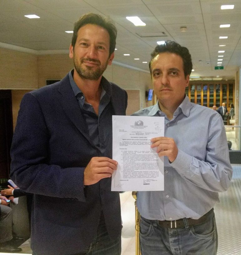 Concorsi universitari truccati: la denuncia di Cammarano e Tofalo del M5S