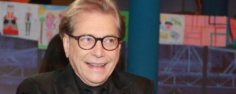 Sessant’anni di Nino D’angelo: un tour teatrale in giro per l’Europa