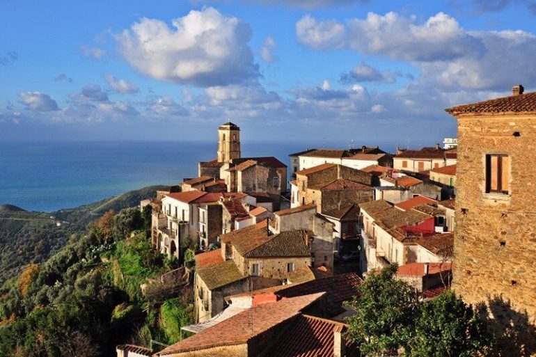 A Pollica le buone idee valgono un week end gratis. Un modo simpatico per migliorare il territorio