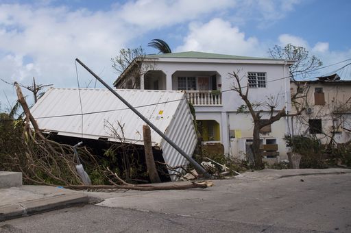 L’ uragano Irma lascia morti e devastazione ai Caraibi: ora punta alla Florida