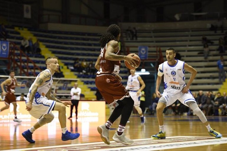 A2 Ovest. Cuore Napoli Basket, nuovo stop: Trapani non perdona