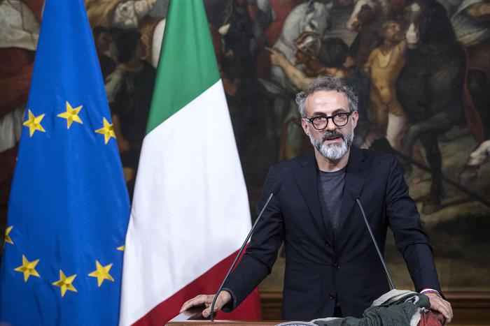 Massimo Bottura aprirà un Refettorio a Napoli