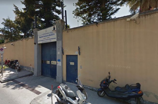 Due detenuti evadono dal carcere di Barcellona Pozzo di Gotto ripresi dopo poche ore