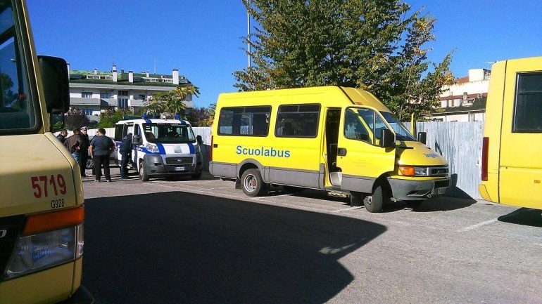 Afragola, bus fantasma per gli studenti: il Prefetto convoca un tavolo per rifare la mappa dei trasporti