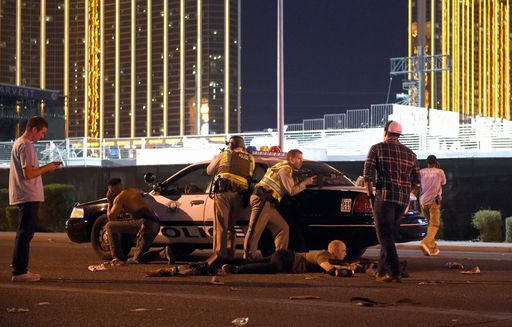 Las Vegas, spari al concerto: 2 morti e 24 feriti. Ucciso l’assalitore