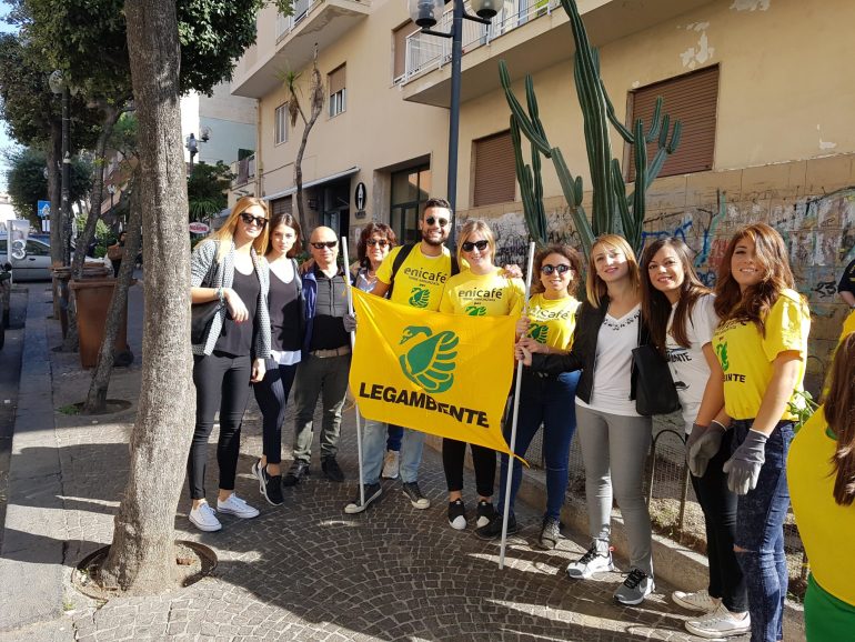 Torre Annunziata: Puliamo il mondo 2017 a via Gino Alfani con Legambiente e l’Istituto G. Leopardi