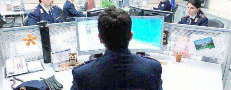 Pornografia minorile in rete nel circuito ‘La Bibbia 3.0’: tre indagati a Napoli