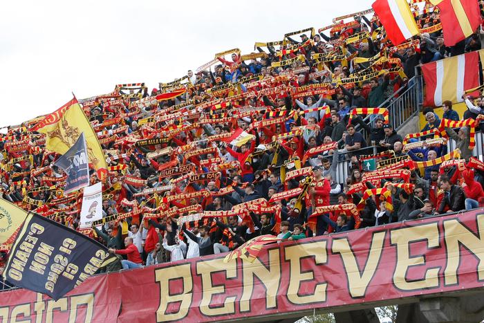 Benevento, agguato ai tifosi della Lazio: altri sei Daspo ai tifosi Sanniti