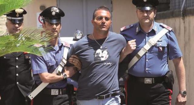 Camorra, fine pena mai per il boss: uccise la mamma coraggio che gli sputò in faccia per aver eliminato il figlio