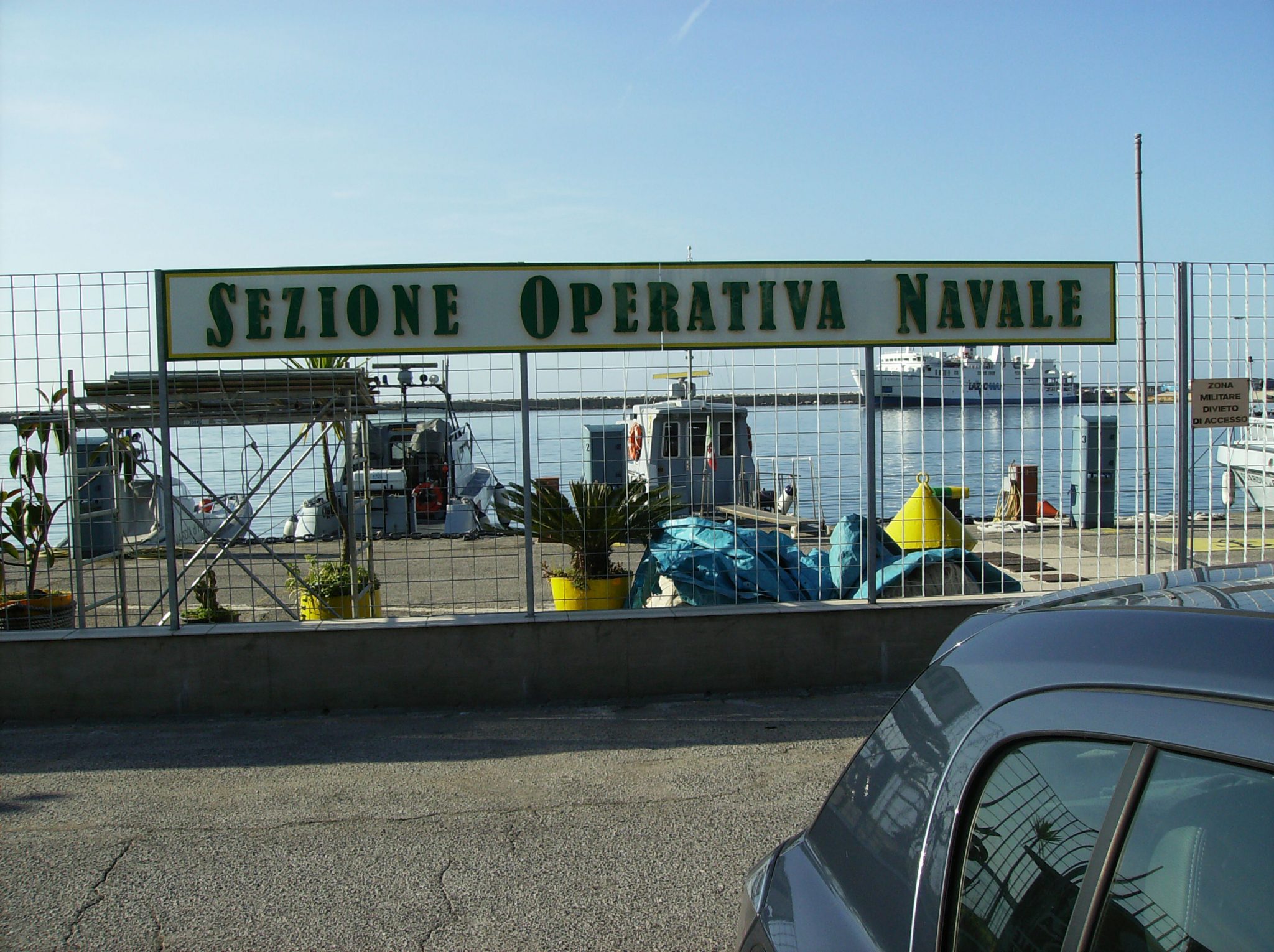 Discarica con mille chili di rifiuti ad Amalfi: denunciata una persona