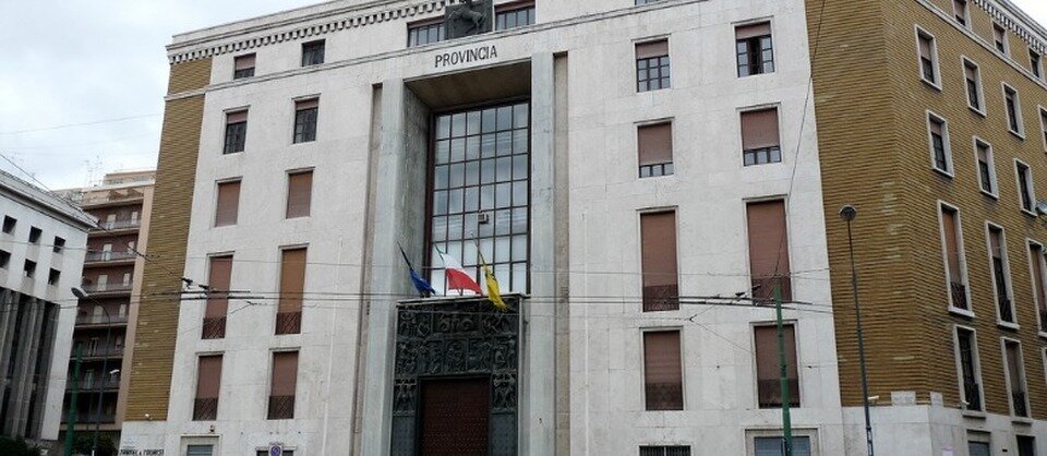 Napoli, danno erariale:  la Corte dei Conti indaga sulle parcelle d’oro di una controllata della Città Metropolitana