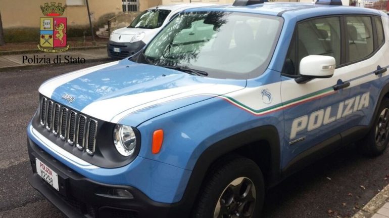 Napoli, due ladre di appartamenti beccate dalla polizia al Vomero