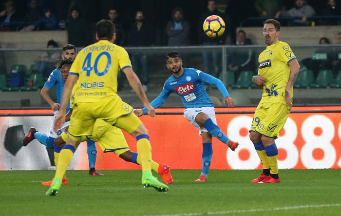 Serie A, affollata la corsa scudetto: cinque scontri diretti fino alla pausa: per il Napoli solo la Juve. IL CALENDARIO