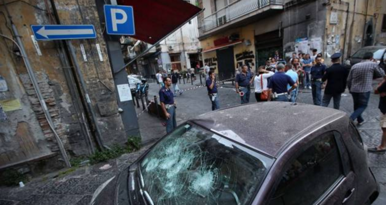 Camorra, stesa al Cavone: le mira di espansione dell’asse Mazzarella-Pallonetto-Masiello
