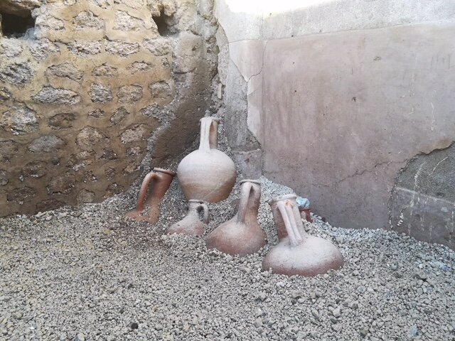 Scavi e restauri della Schola Armaturarum: il primo scavo di Pompei in un’area mai indagata