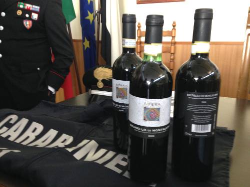 Natale sicuro a tavola: i carabinieri sequestrano 40mila ettolitri di vino adulterato