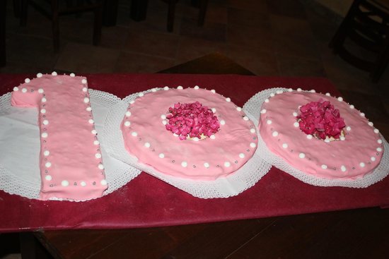 A Sarno oggi si festeggia un compleanno speciale: i 100 anni di nonna Titina