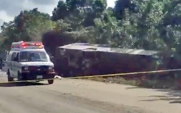 Si schianta il bus turistico in Messico con italiani a bordo: 11 morti e 15 feriti