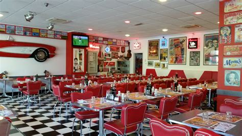 Napoli, il vomero invaso dai fast food