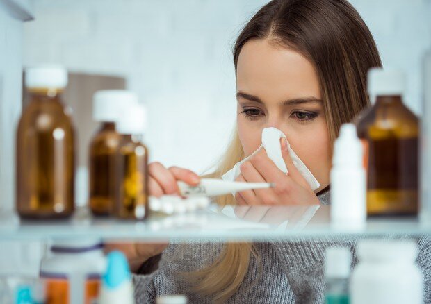 Con il freddo in arrivo l’influenza: i consigli dei medici per curarla