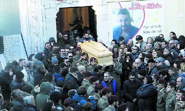 Montesarchio, ‘un sorriso per tutti’, il ricordo commosso del militare morto nell’incidente stradale