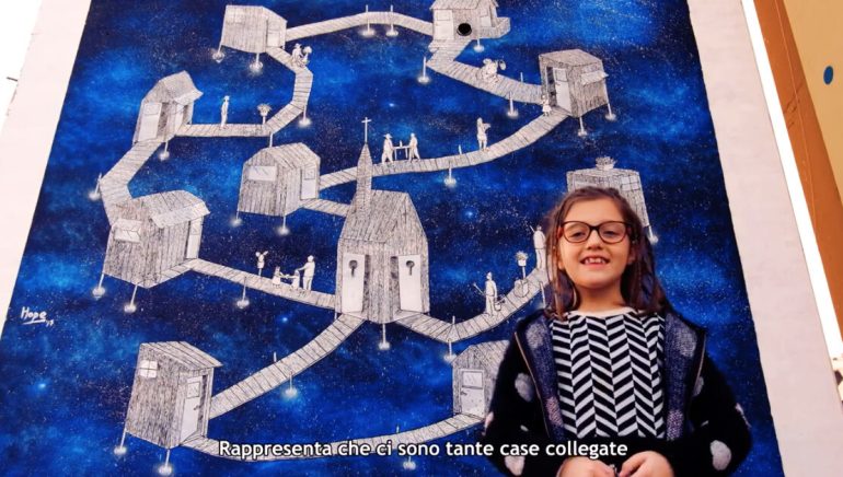Napoli, gli auguri dei bimbi del parco dei Murales a Ponticelli. IL VIDEO
