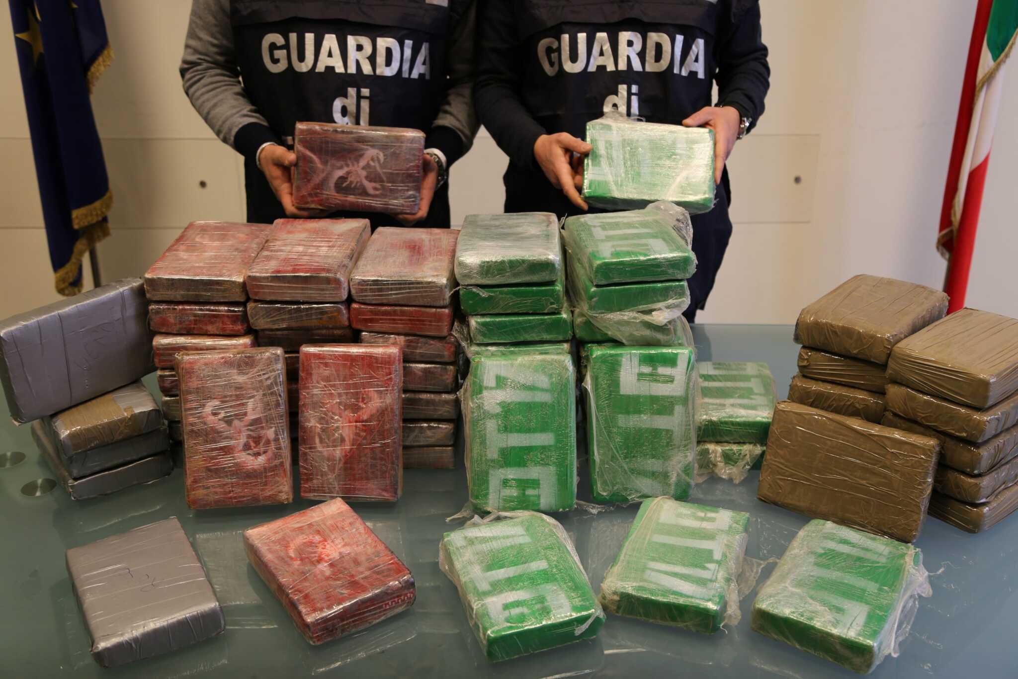 Napoli, sequestro record di cocaina: 73 chili provenienti dalla Germania