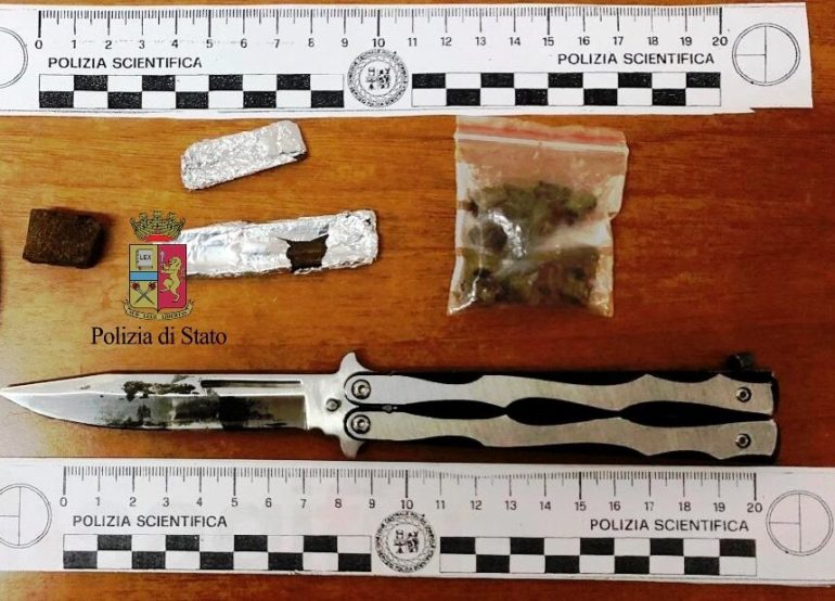 San Giorgio, baby gang fermata con droga e un coltello