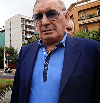 Gigi Riva compie 75 anni, gli auguri del Cagliari