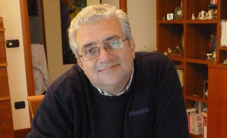 Giornalismo in lutto, muore a 55 anni il cronista sportivo della Rai di Napoli, Carlo Carione