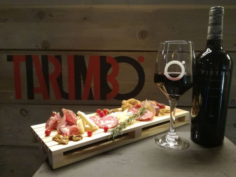 Freddo? Non a Tarumbò. Musica, sorrisi e tanto calore da questa sera a domenica 25 marzo