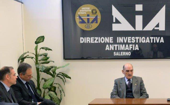 Contrastare ogni forma di criminalità organizzata ed economica: il direttore della Dia Governale in visita alla sezione di Salerno